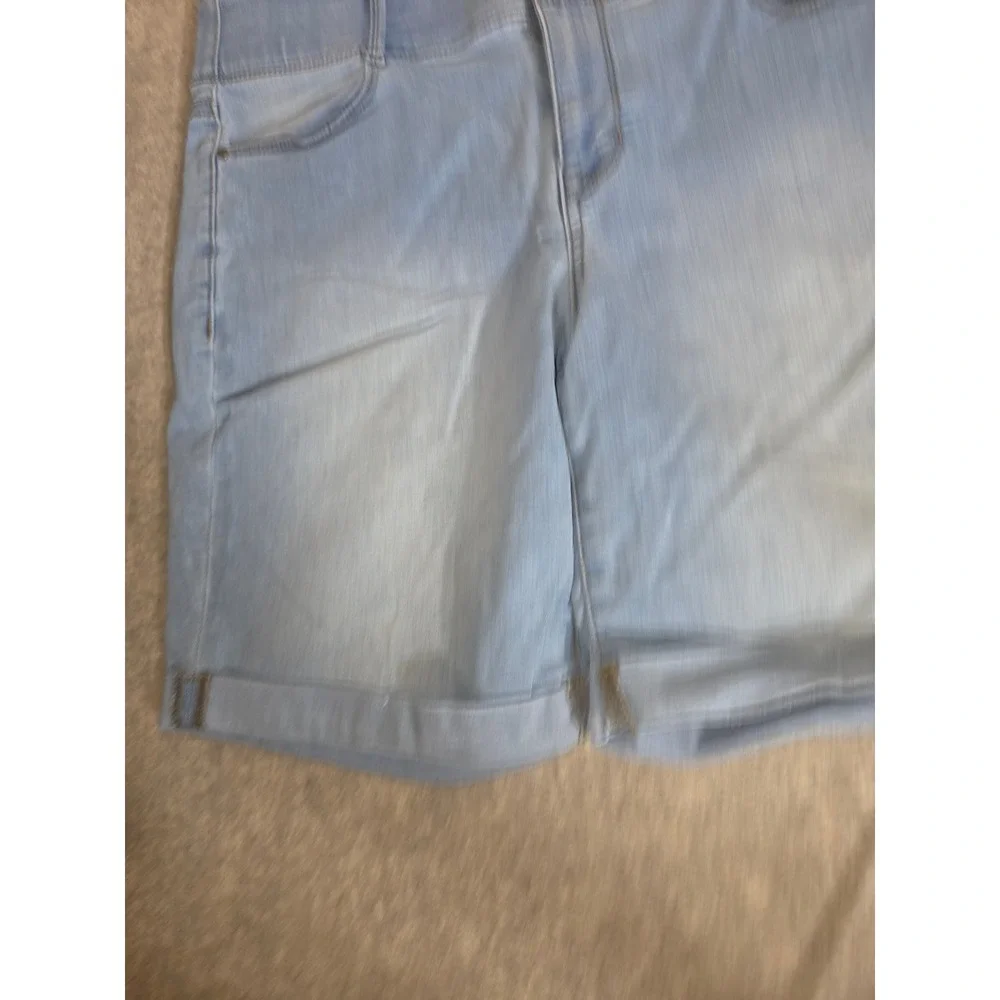 A.N.A Womens Light Wash Bermuda‎ Denim Shorts Size 16P High Rise Cuffed Stretch